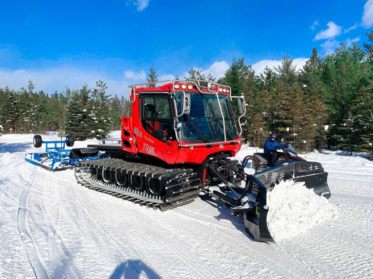400 Trail Snow groomers Home PistenBully